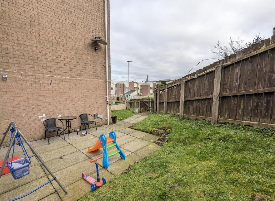 28 Vianstown Park, Downpatrick, BT30 6DH
