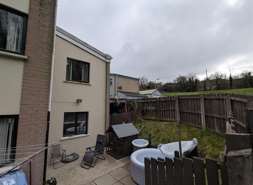 28 Vianstown Park, Downpatrick, BT30 6DH