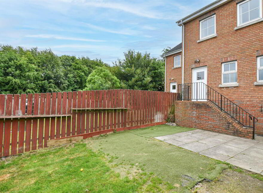 40 Demesne Heights, Downpatrick, BT30 6WB