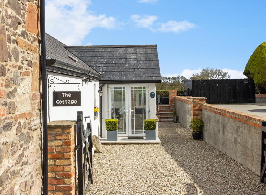 Ashbrook, 45 New Line, Dundonald, Belfast, BT16 1UU