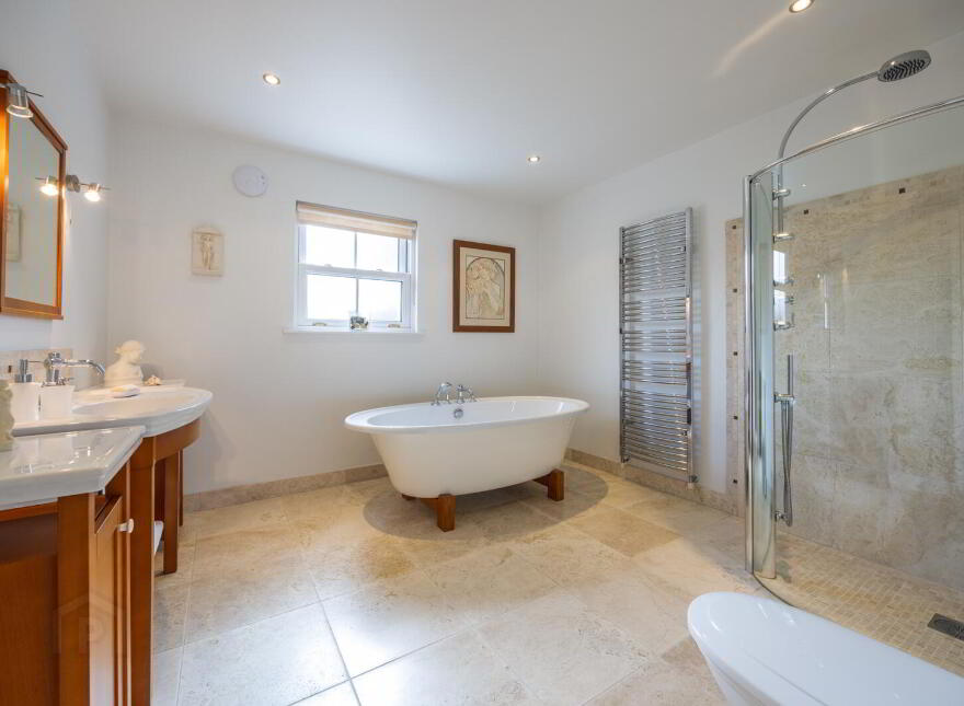 Ashbrook, 45 New Line, Dundonald, Belfast, BT16 1UU