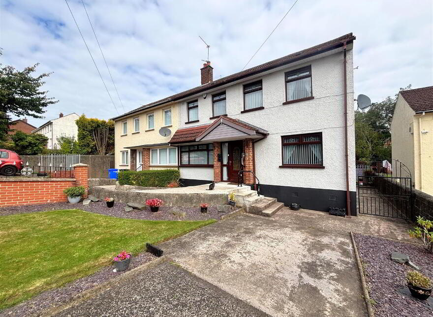 13 Sunningdale Gardens, Belfast, BT14 6SE