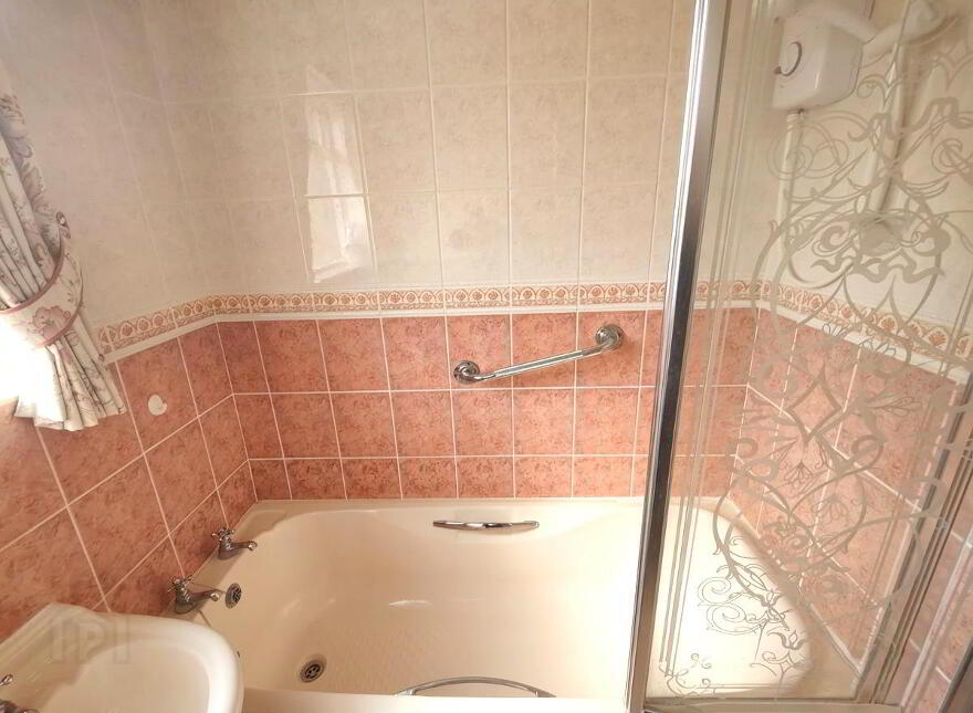 21 Abbeydale Parade, Belfast, BT14 7HJ