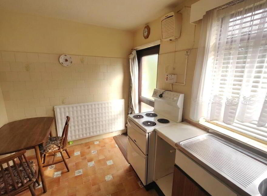 21 Abbeydale Parade, Belfast, BT14 7HJ