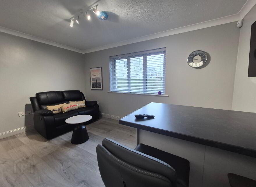 3 Pinewood, Dublin Road, Bonavalley, Athlone, N37YD77