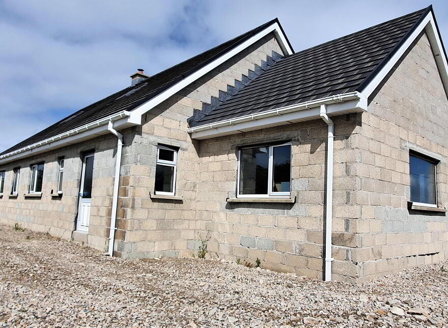Cruckakeehan, Annagry, Loughanure, F94E704