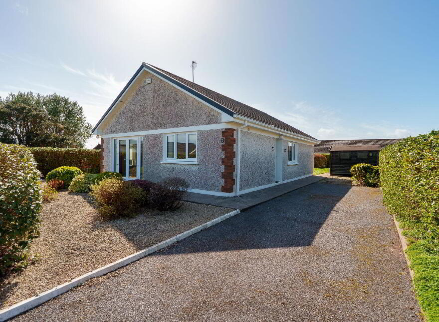 42 Summerdale Lawn, Ballyclamasy, Youghal, P36R596