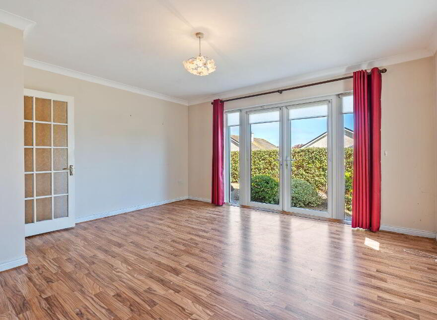 42 Summerdale Lawn, Ballyclamasy, Youghal, P36R596