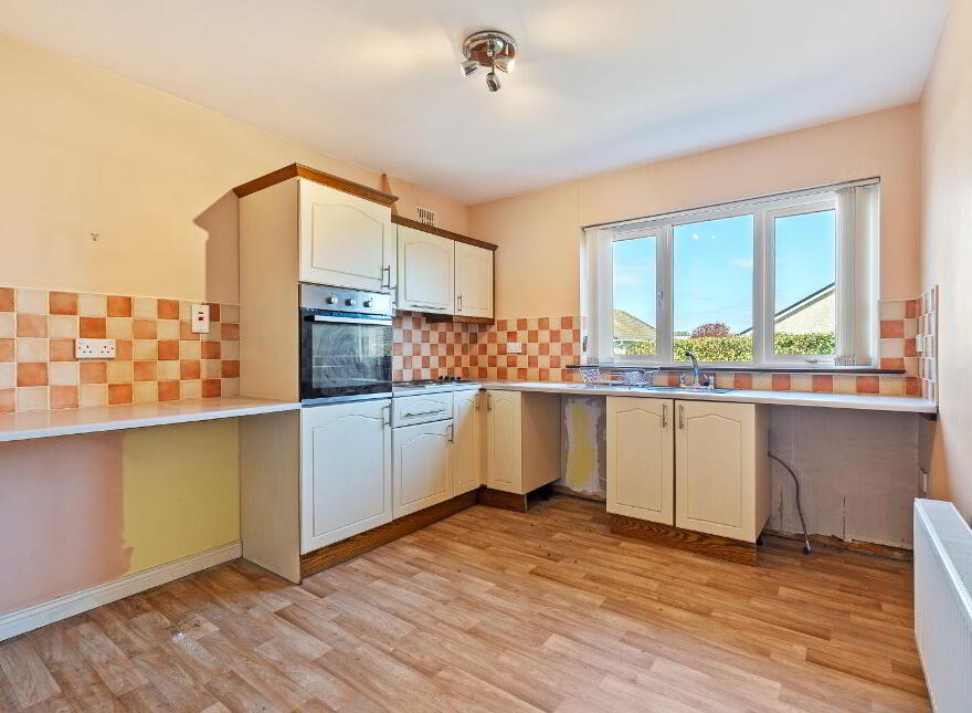 42 Summerdale Lawn, Ballyclamasy, Youghal, P36R596