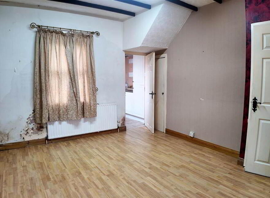 50 Moat Road, Ballymena, BT42 4DA