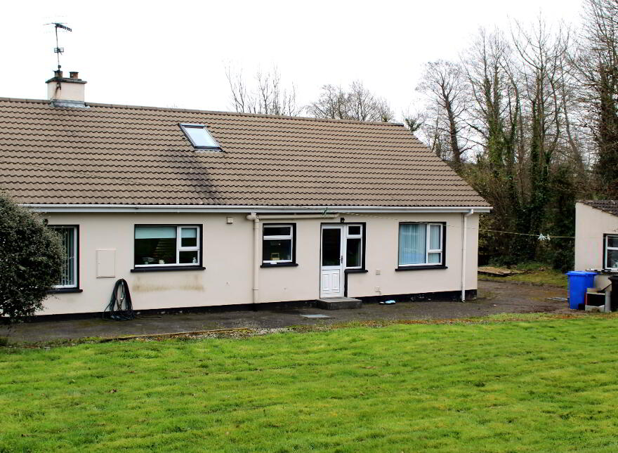 Colehill, Newtowncunningham