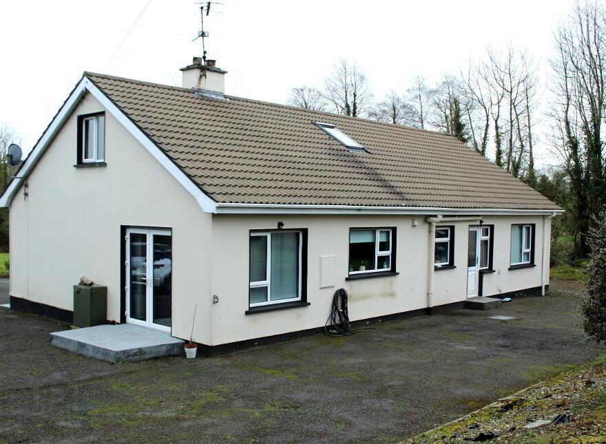 Colehill, Newtowncunningham