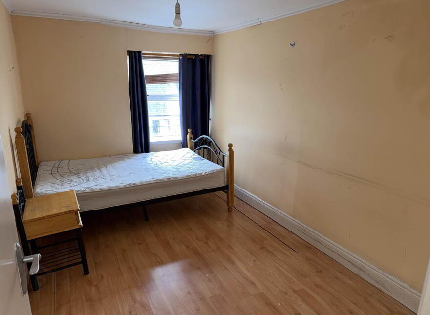 Main Street, Roscrea, E53KN93