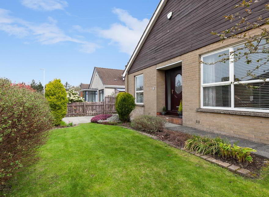 6 Woodford Road, Newtownabbey, BT36 6TS