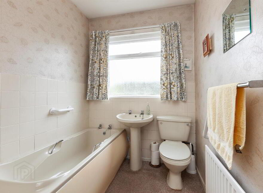 6 Woodford Road, Newtownabbey, BT36 6TS