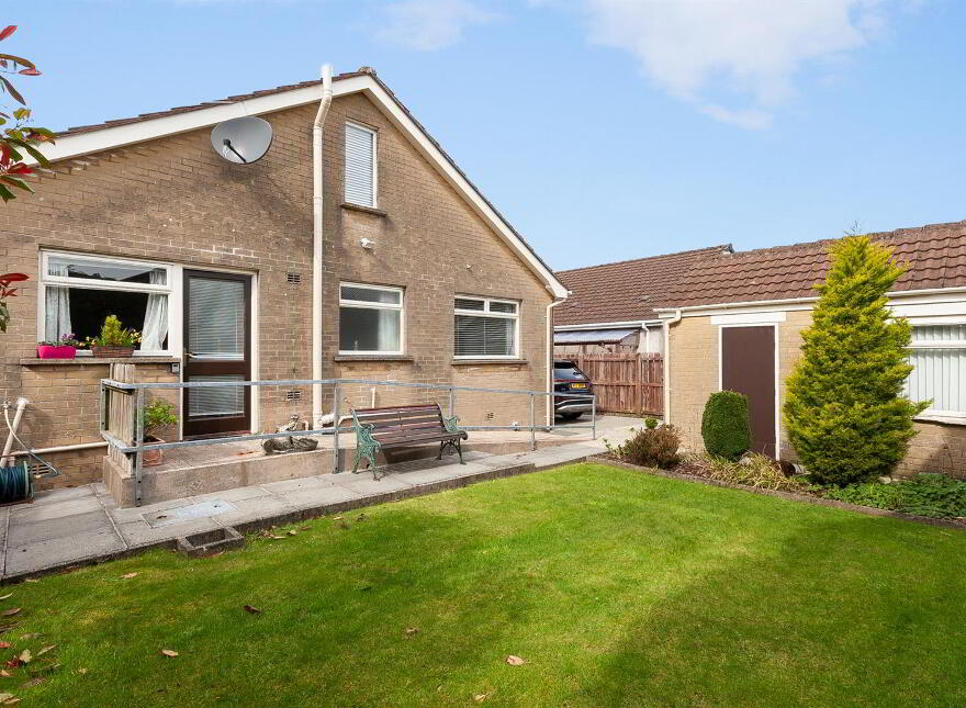 6 Woodford Road, Newtownabbey, BT36 6TS