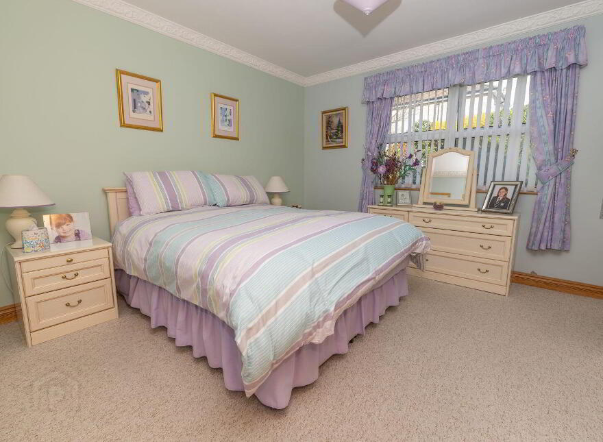 Killeavey, 1 Seafields, Warrenpoint, Newry, BT34 3TG