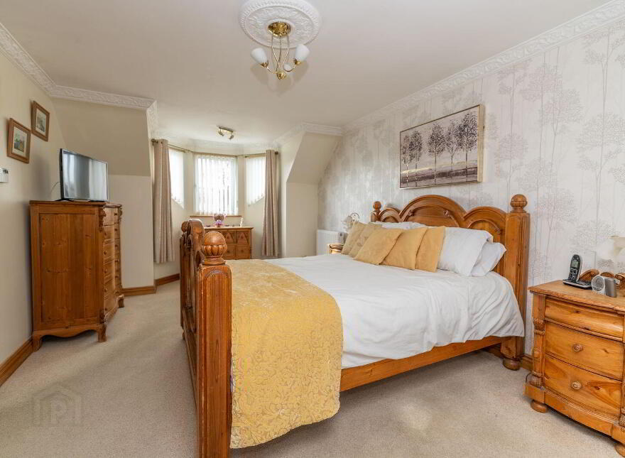 Killeavey, 1 Seafields, Warrenpoint, Newry, BT34 3TG