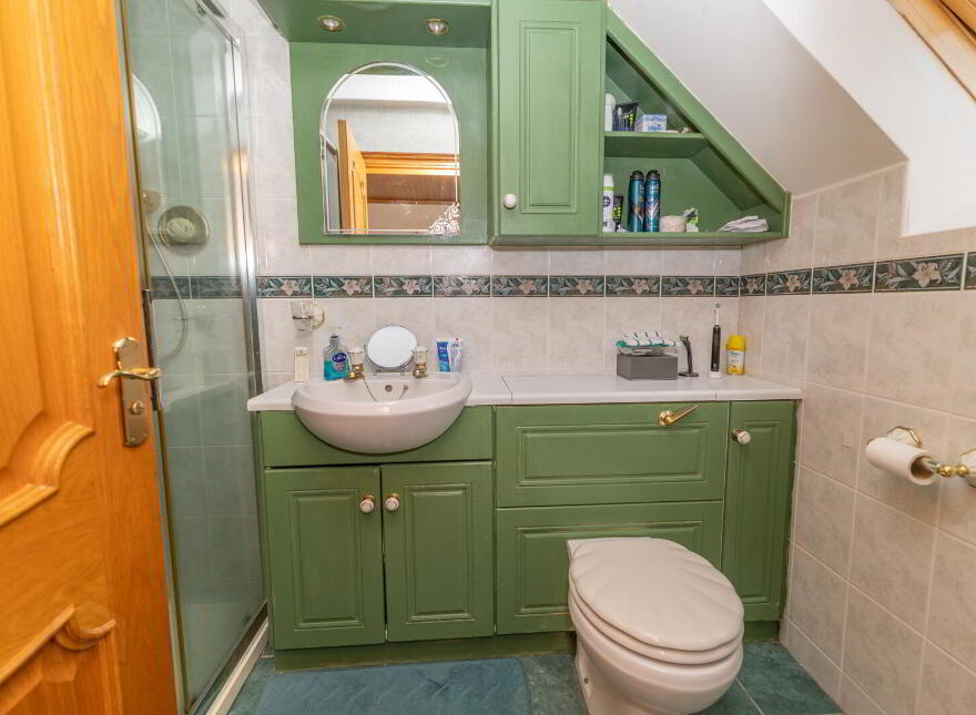 Killeavey, 1 Seafields, Warrenpoint, Newry, BT34 3TG