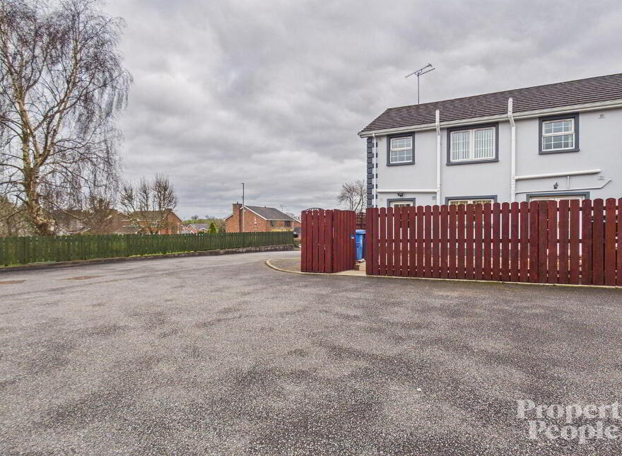 5 Crossowen Way, Clogher, BT76 0AL