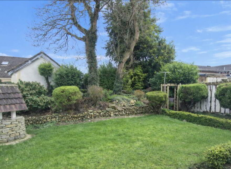 21 Strangford Park, Foyle Springs, Derry, BT48 0JW