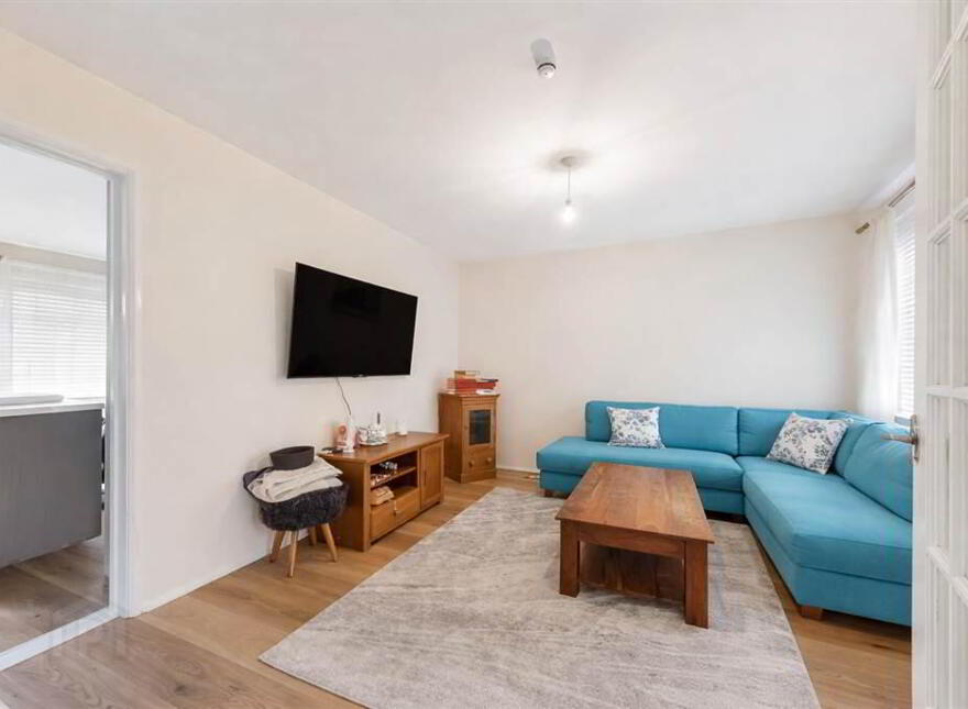 18 Erinvale Drive, Finaghy, Belfast, BT10 0GE