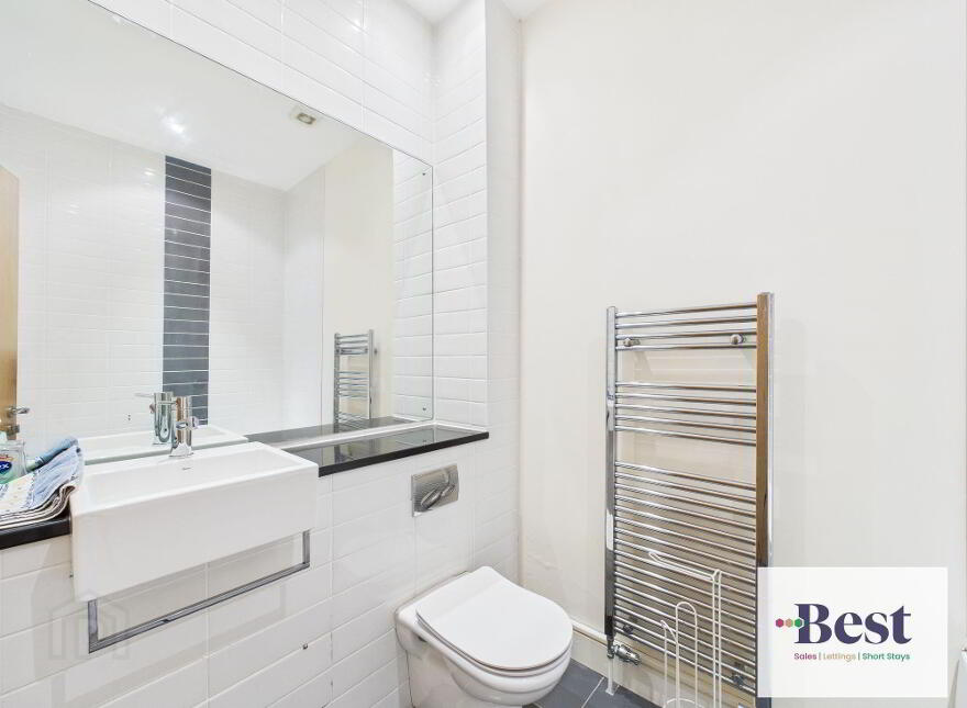Apartment 3 Laharna Building, Main Street, Larne, BT40 1RG