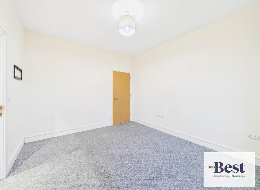 Apartment 3 Laharna Building, Main Street, Larne, BT40 1RG