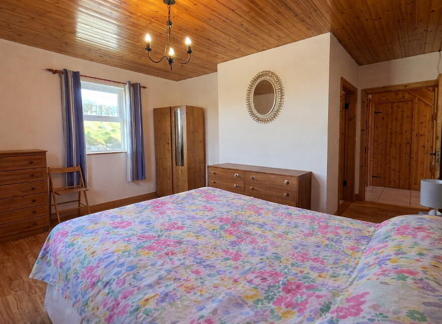 Shepperton, Shreelane, Skibbereen, P81AC86