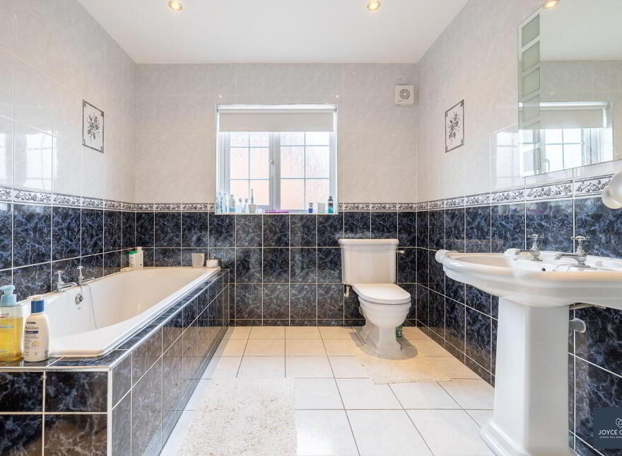10 Oakridge, Banbridge, BT32 4RT