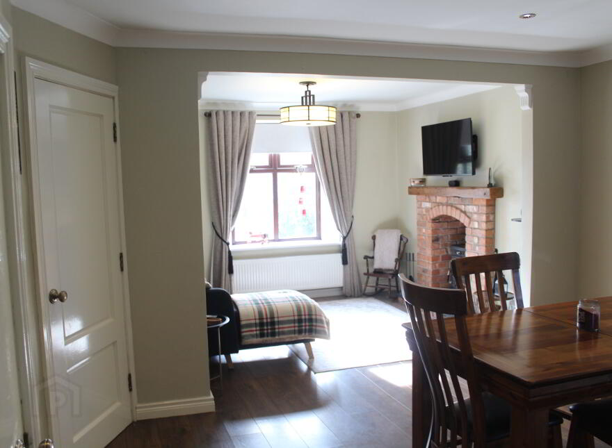 6 Charlemont Square North, Bessbrook, Newry, BT35 7AE