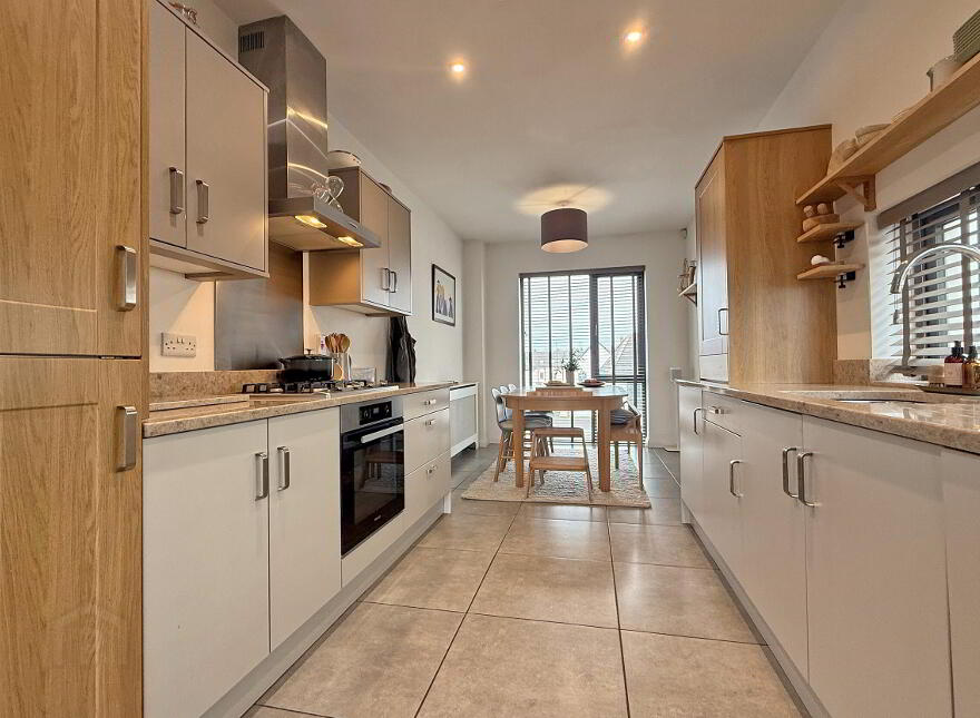 10 Galvally Gardens, Portstewart, BT55 7UE