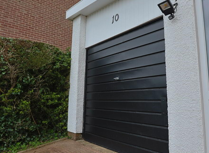 10 Bridgeways, Banbridge, BT32 4ED
