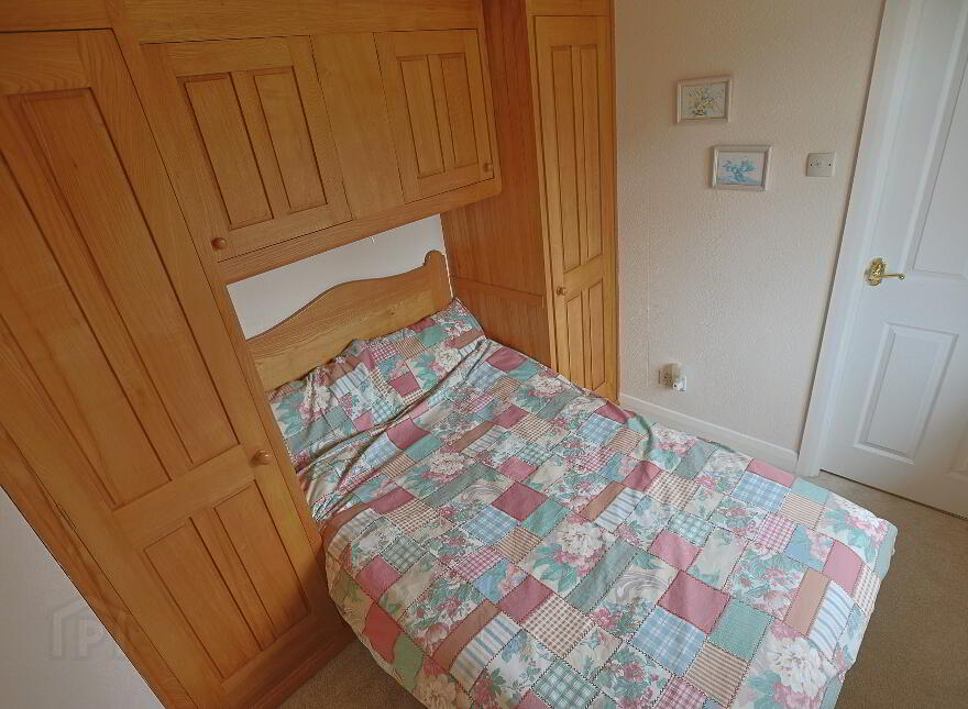 10 Bridgeways, Banbridge, BT32 4ED