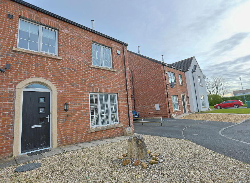 39 Willowtree Manor, Lurgan, Craigavon, BT66 7FY