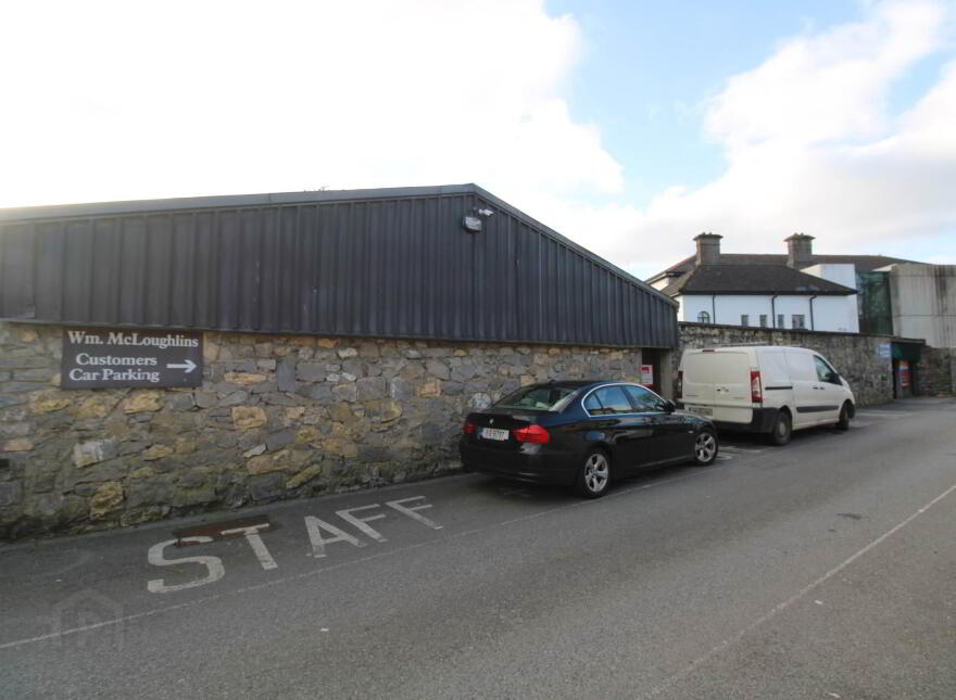 Mcloughlin`s Hardware, Banba Square, Nenagh, E45C589