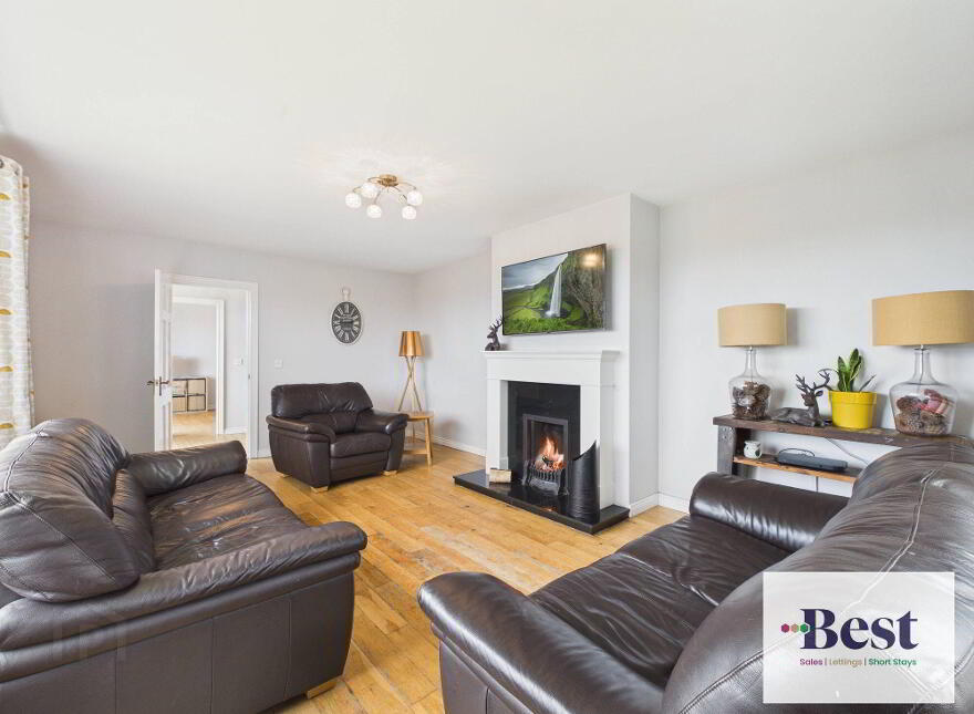 8 Chestnut Way, Larne, BT40 2SE