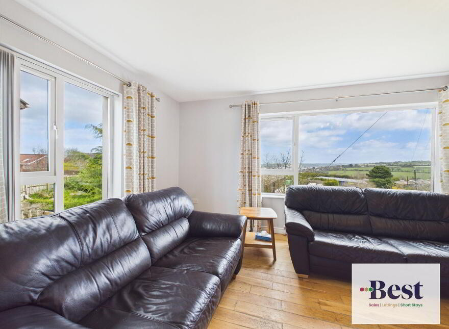 8 Chestnut Way, Larne, BT40 2SE