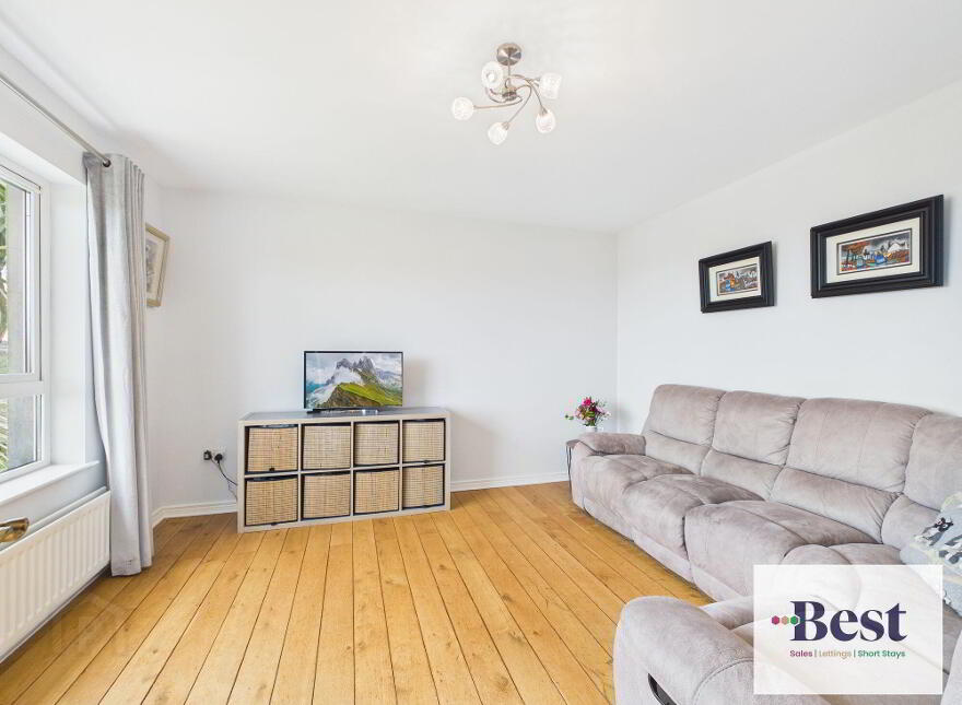 8 Chestnut Way, Larne, BT40 2SE