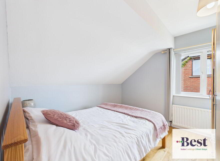 8 Chestnut Way, Larne, BT40 2SE