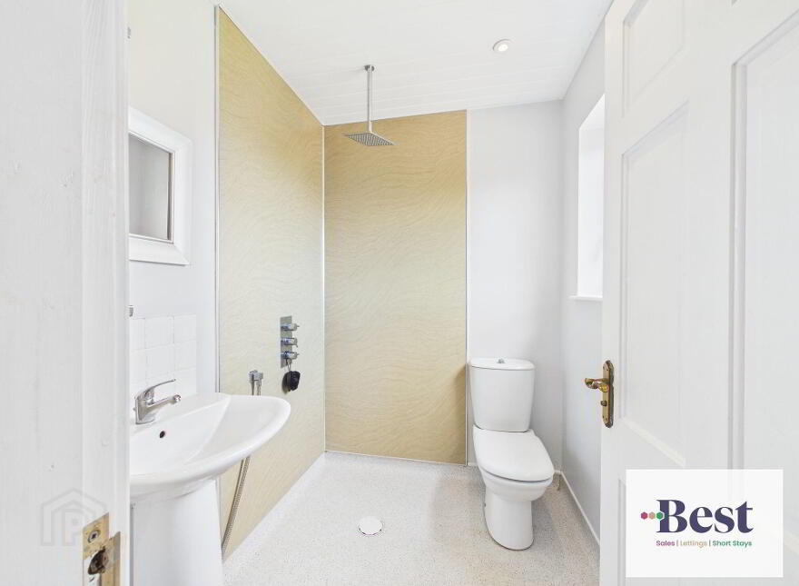 8 Chestnut Way, Larne, BT40 2SE