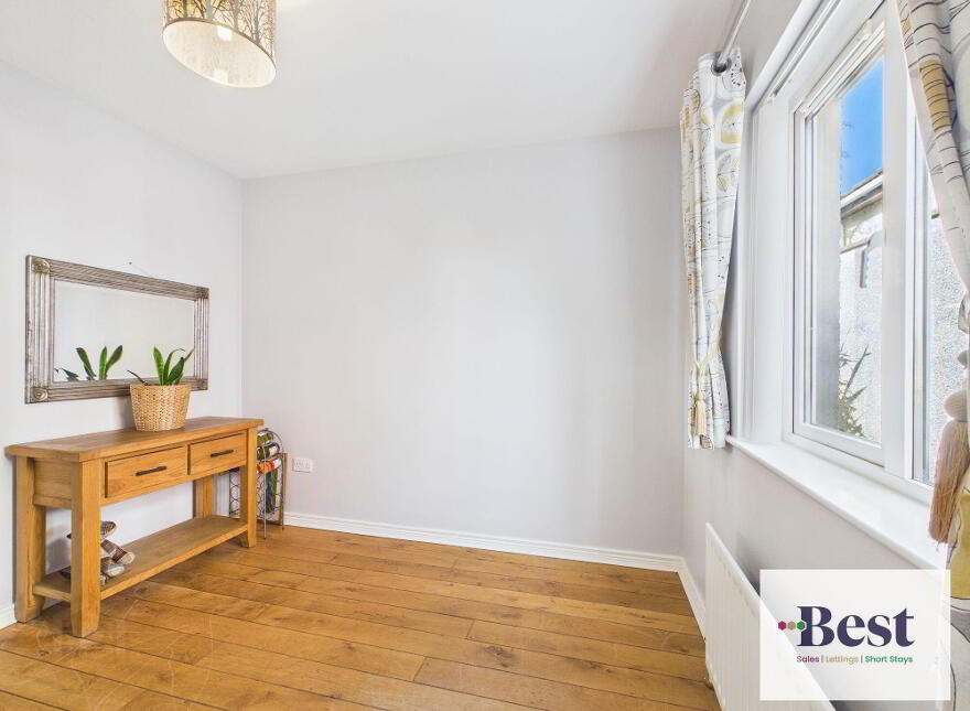 8 Chestnut Way, Larne, BT40 2SE