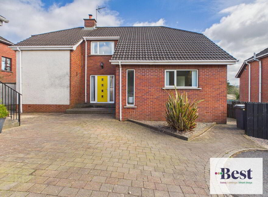 8 Chestnut Way, Larne, BT40 2SE