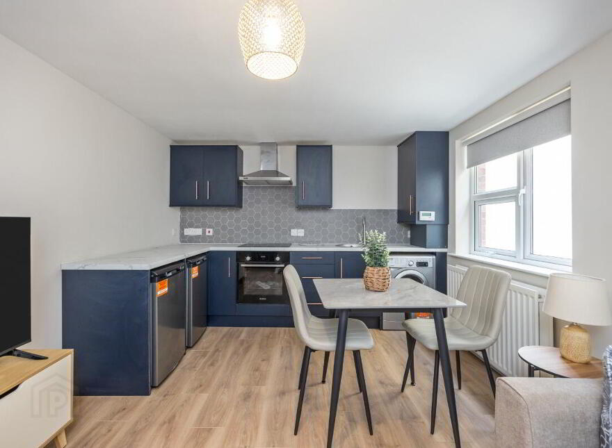 Apt 3, 27 Camden Street, Belfast, BT9 6AT
