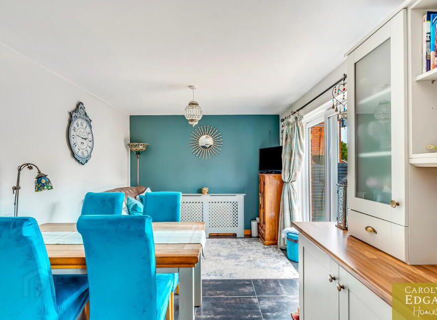 10 Whitethorn Mews, Newtownards, BT23 8WU