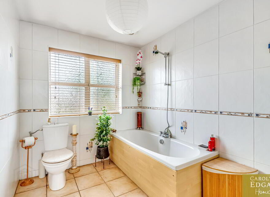 10 Whitethorn Mews, Newtownards, BT23 8WU