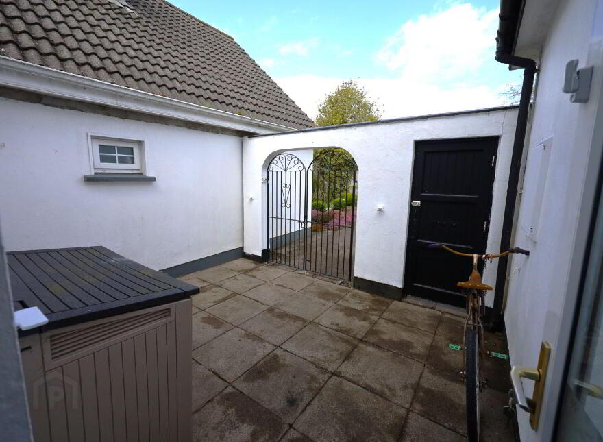 Albany, 11 The Grove, Waterpark, Carrigaline, P43XE42