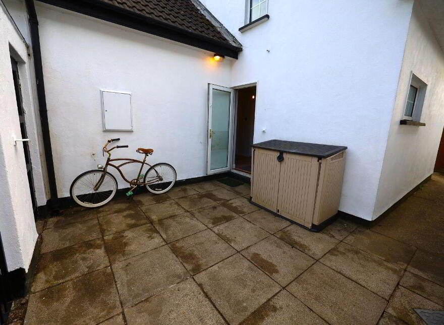 Albany, 11 The Grove, Waterpark, Carrigaline, P43XE42