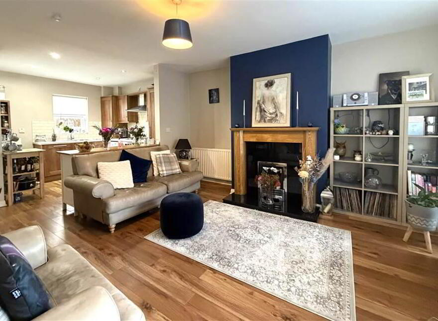 3 Warren Gardens Mews, Warren Gardens, Lisburn, BT28 1GY
