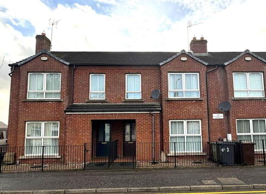 3 Warren Gardens Mews, Warren Gardens, Lisburn, BT28 1GY
